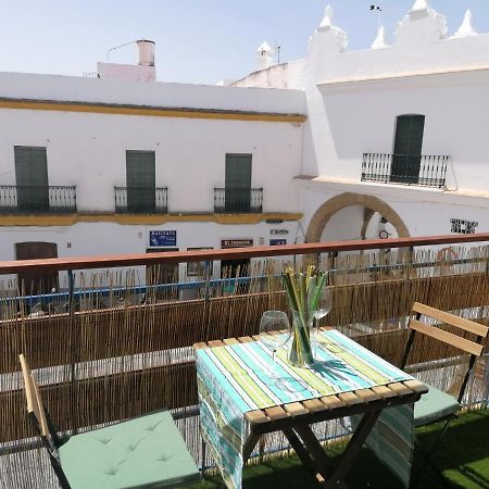 Apartamento Suite Arco De La Villa,Solo Familia Y Parejas,Parking Gratuito كونيل ذي لا فرونتيرا المظهر الخارجي الصورة