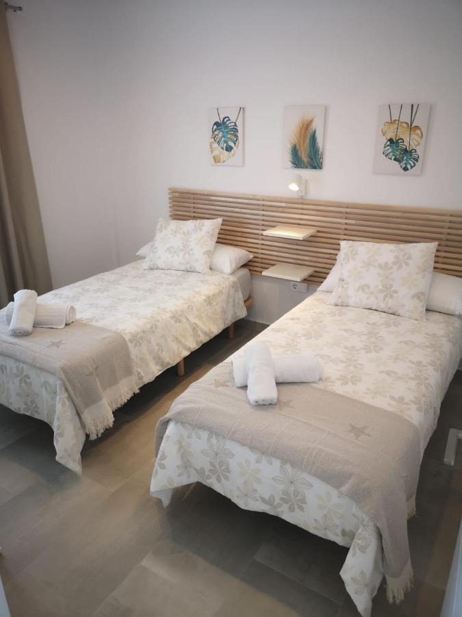 Apartamento Suite Arco De La Villa,Solo Familia Y Parejas,Parking Gratuito كونيل ذي لا فرونتيرا المظهر الخارجي الصورة