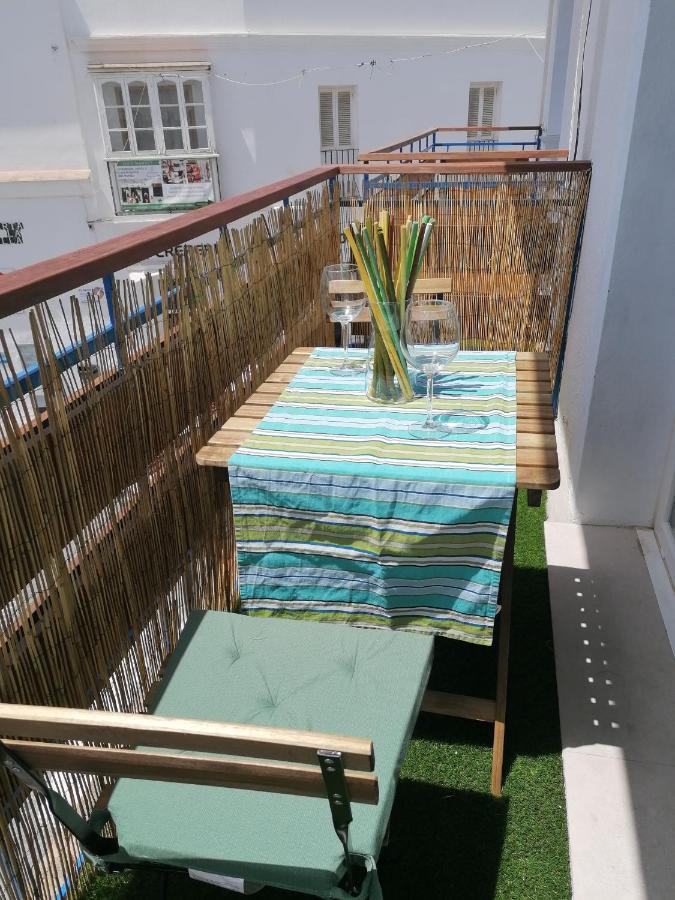 Apartamento Suite Arco De La Villa,Solo Familia Y Parejas,Parking Gratuito كونيل ذي لا فرونتيرا المظهر الخارجي الصورة